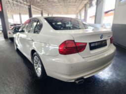 2009 BMW 3 Series 320i auto