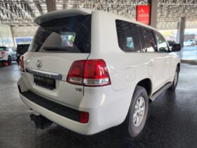 2011 Toyota Land Cruiser 200 4.5D-4D VX