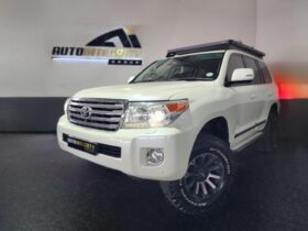 2013 Toyota Land Cruiser 200 4.5D-4D V8 VX