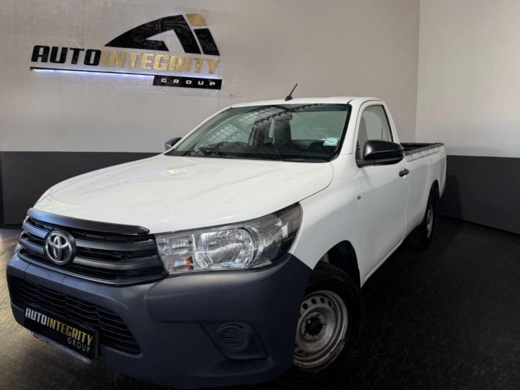 2022 Toyota Hilux 2.4GD — image 1 of 3