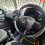 2019 Renault Kwid 1.0 Expression — thumbnail 17
