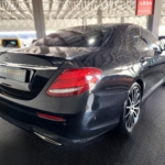 2017 Mercedes-Benz E-Class E200 AMG Line — thumbnail 5