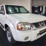 2016 Nissan NP300 Hardbody 2.4 Double Cab 4x4 — thumbnail 3